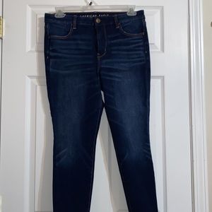 American Eagle “The Dream Jean” high rise jeggings. Size 14 short.